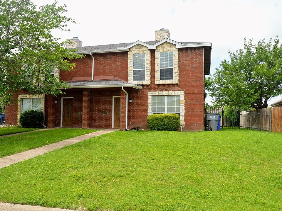 1st image of 2903 Tanglewood Dr