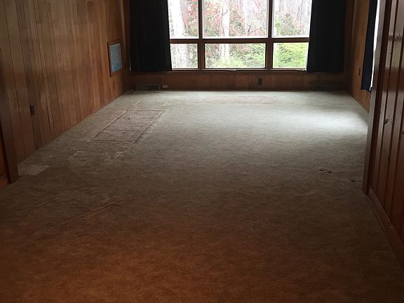 Great room 27x13 approx