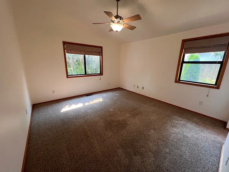 12383 W Sitka Dr — Photo 9