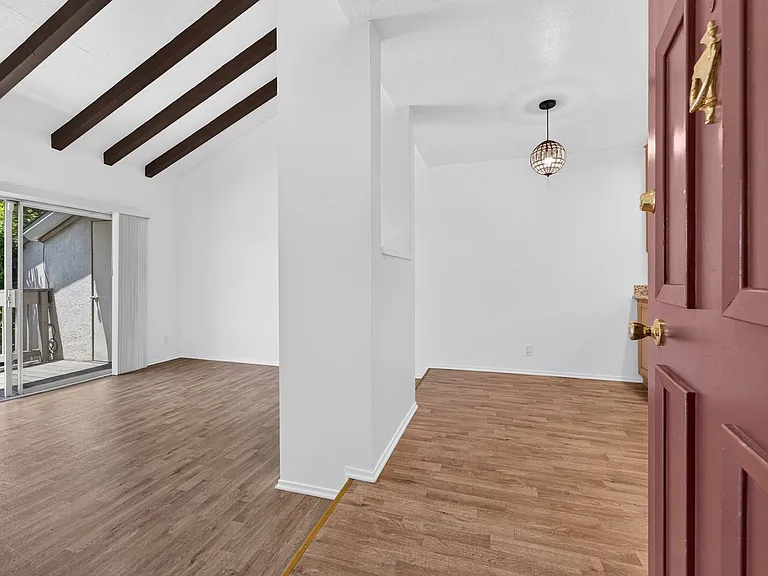 2562 Walnut Blvd #56 — Photo 2