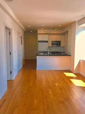 Rented by R New York | media 25