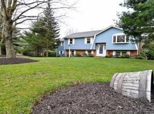 2 Burt Dr, Middlefield, CT 06455