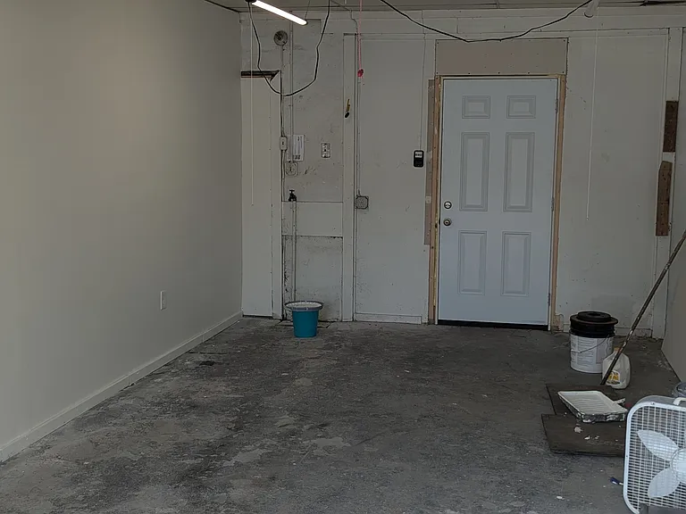 Single Bay garage