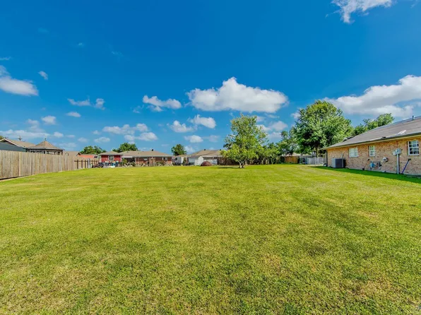 2018 Ray Dr, Houma, LA 70363