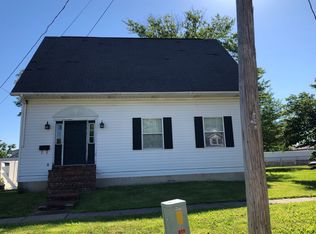 407 N Lafayette St, Jerseyville, IL 62052