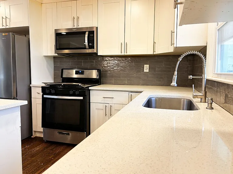 3537 Fairburn Pl NW #A — Photo 5