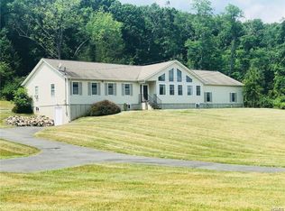 530 Winterton Rd, Bloomingburg, NY 12721