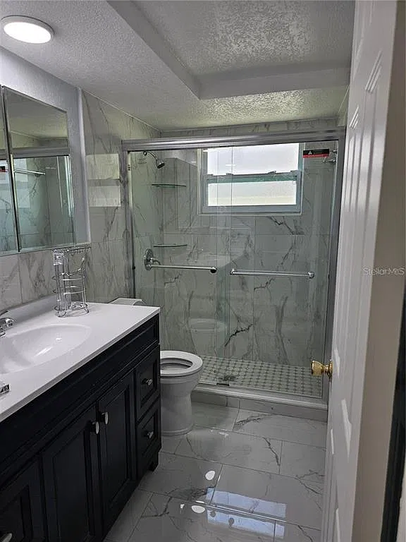 3 bed, 2.0 bath, 1409 sqft, $1,795 — Photo 3