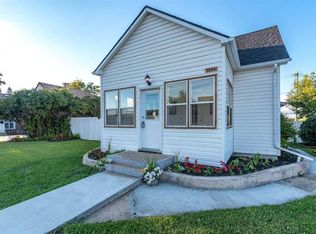 4504 S 49th St, Lloydminster, SK S9V 0L5