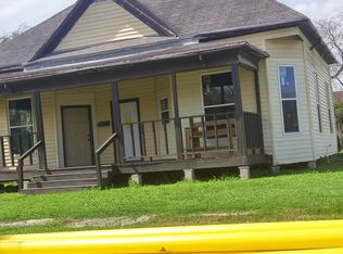505 S 7th St, Kingsville, TX 78363
