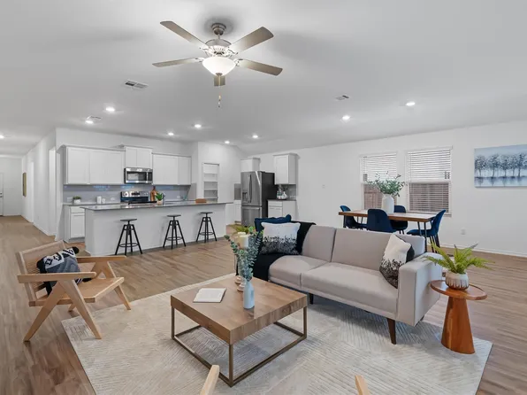 501 Bluejack Way, Hutto, TX 78634