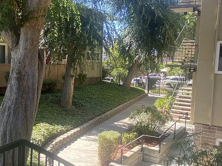 959 Torrano Ave — Photo 1