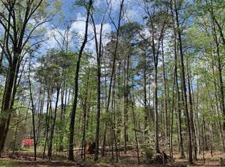 111 Carriage Ln, Mc Cormick, SC 29835