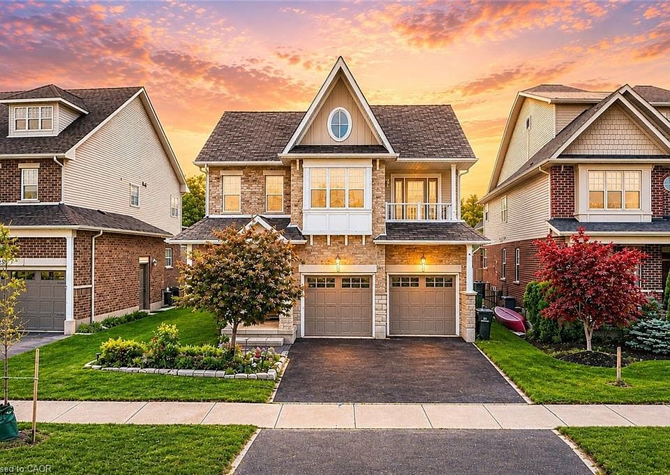 1st image of 27 Tremaine Dr