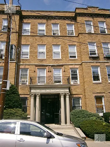 8 Vinal St Photo 1