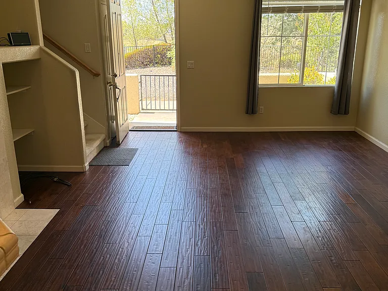 1706 Esplanade Cir — Photo 2