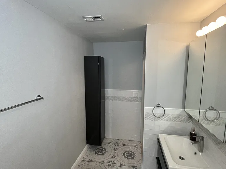 1512 Cheyenne St NE — Photo 11