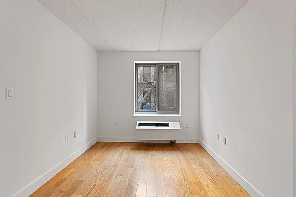 Rented by Nest Seekers International | media 14