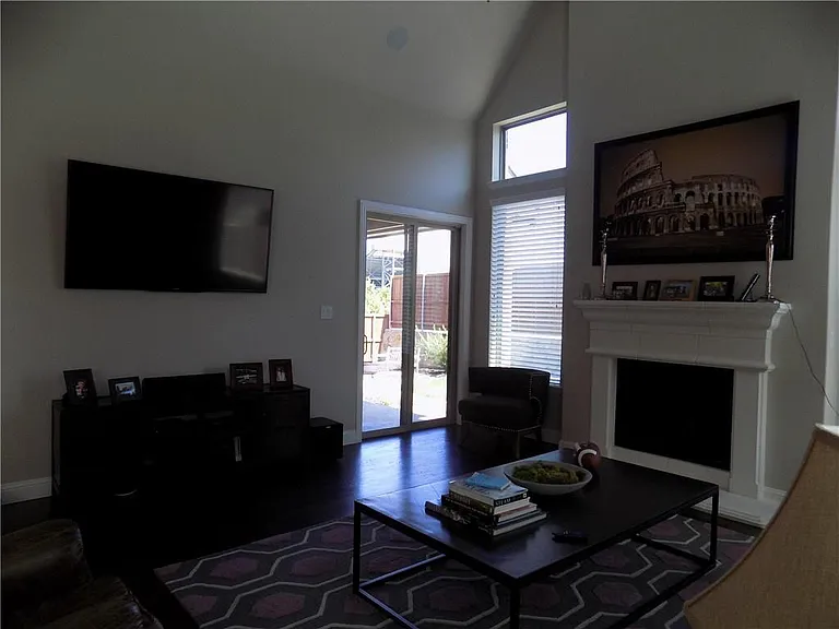 2440 Vaquero Ln — Photo 7
