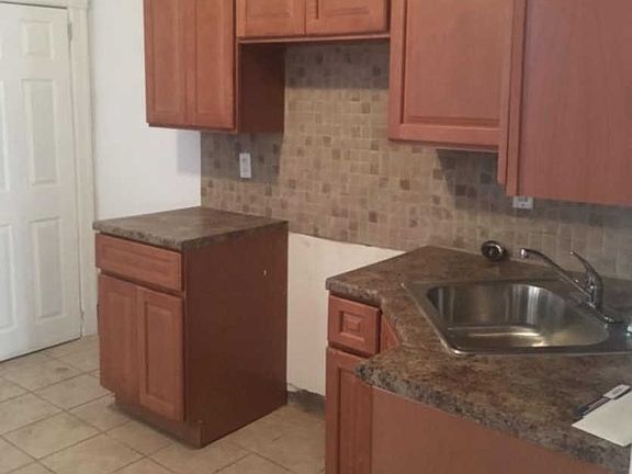 5th image of 5549 Larchwood Ave