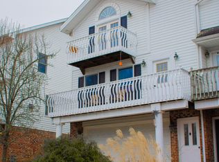 121 Hill St, Bridgeport, WV 26330