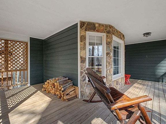 5th image of 16 Ranger Rd SE