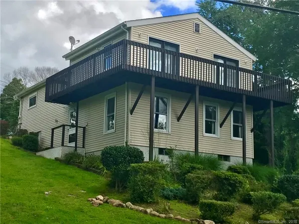 156 Oak Ln, Oakdale, CT 06370
