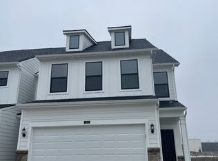 3240 Arabian Ln, Zionsville, IN