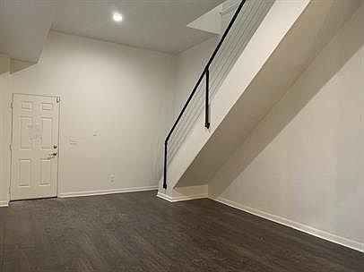3rd image of 921-925 N 3rd St #10453475
