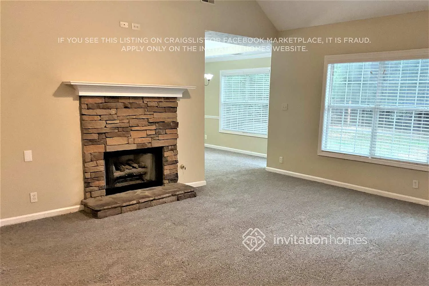 1065 Grayson Oaks Dr Lawrenceville, GA 30045 — Photo 2