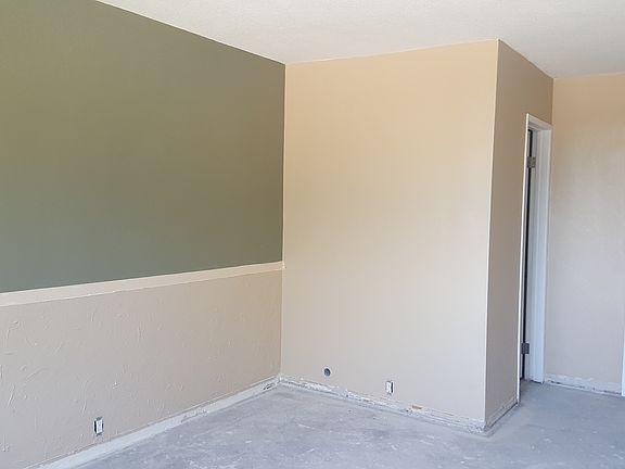 5th image of 1907 Robinson Ave Unit 102