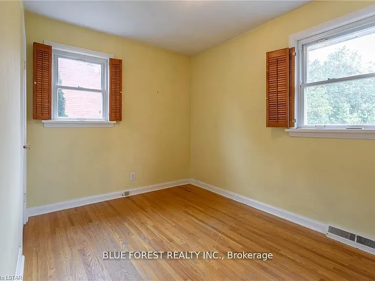 344 McNay St — Photo 11