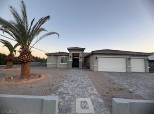197 E Shelbourne Ave, Las Vegas, NV 89123