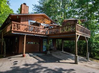 470 Willow Cove Rd, Franklin, NC 28734