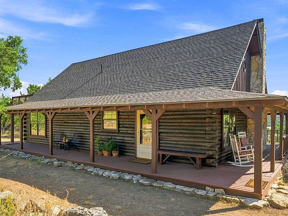2nd image of 250 Gant Rd