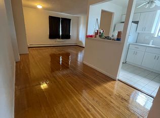 127-18 9th Ave FLOOR 1, College Pt, NY 11356