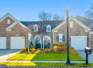 203 Sparrow Dr, Hamilton, NJ 08690
