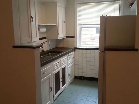3rd image of 6317 Sutherland Avenue # Fl 2nd