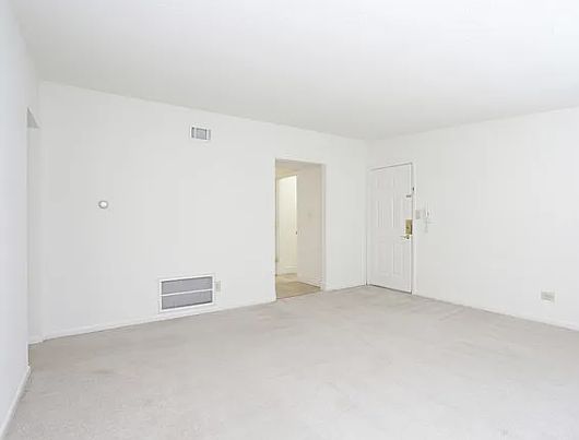1st image of 1015 Francis Dr #17784236