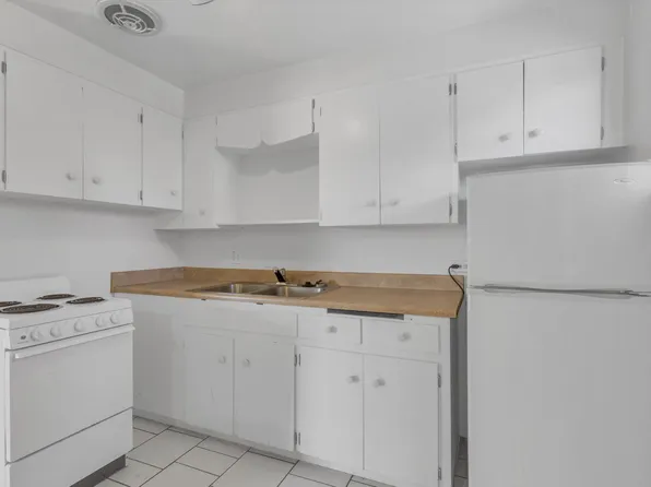 1524 Jasmine St APT 3, Denver, CO 80220