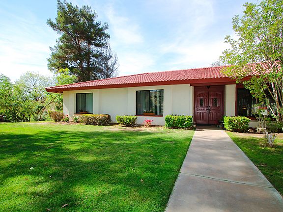 3rd image of 30372 Oak Grove Dr