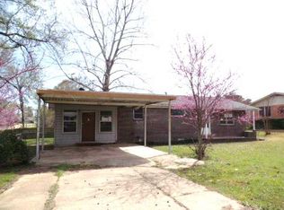 214 Redwater Rd, Wake Village, TX 75501