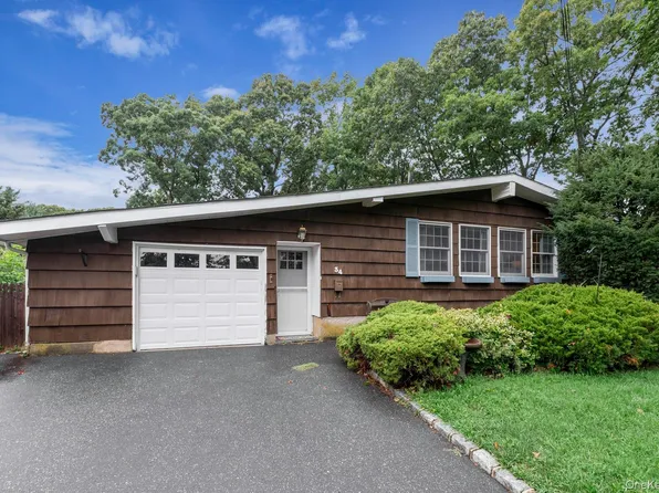 34 Crestwood Lane, Lake Ronkonkoma, NY 11779