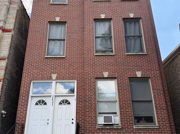 1421 N Rockwell St #3R