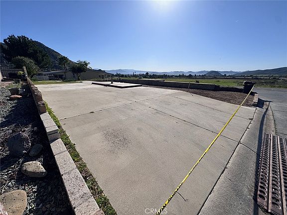 5th image of 24515 California Ave