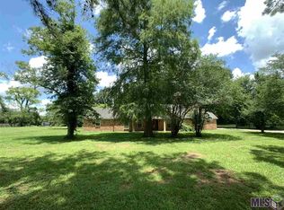 8479 Lebeau Rd, Livonia, LA 70755