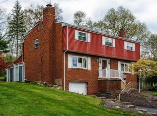 104 Wessex Hills Dr, Coraopolis, PA 15108