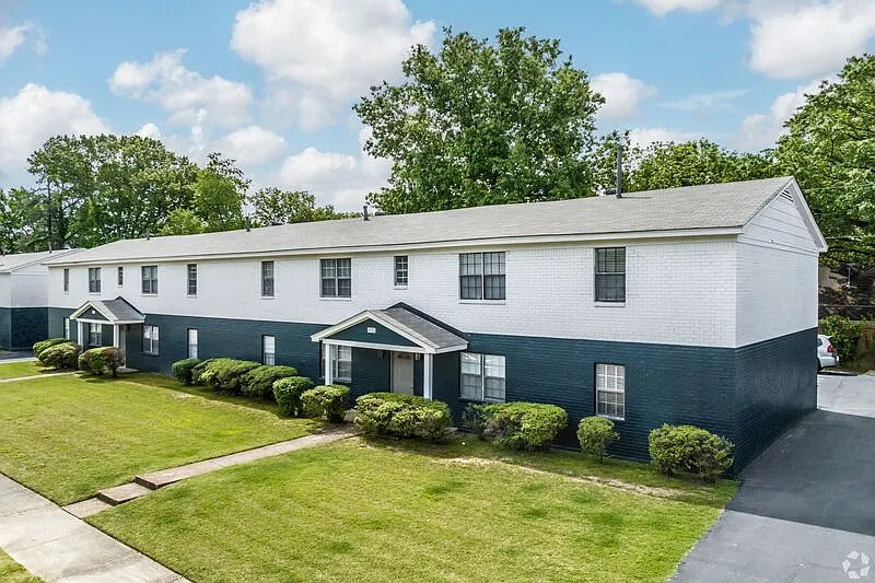 540 N Mendenhall Rd #4