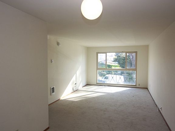 5th image of 1300 Lawton St #105