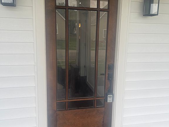 3rd image of 412 E Morelia Ave